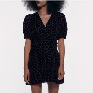 NWT 🖤 ZARA BLACK VELVET POLKA DOT DRESS 🖤